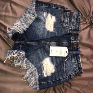Cut off Booty Denim shorts, destroyed